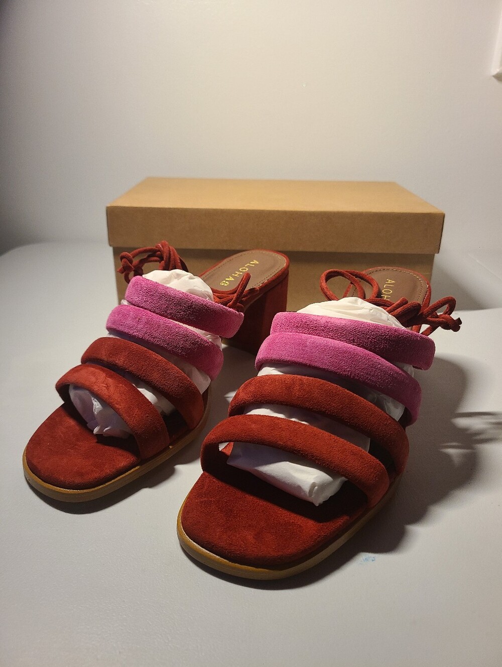 Alohas - Letizia Shades Of Red Magenta Leather Sandals Womens Size 8.5 (39)